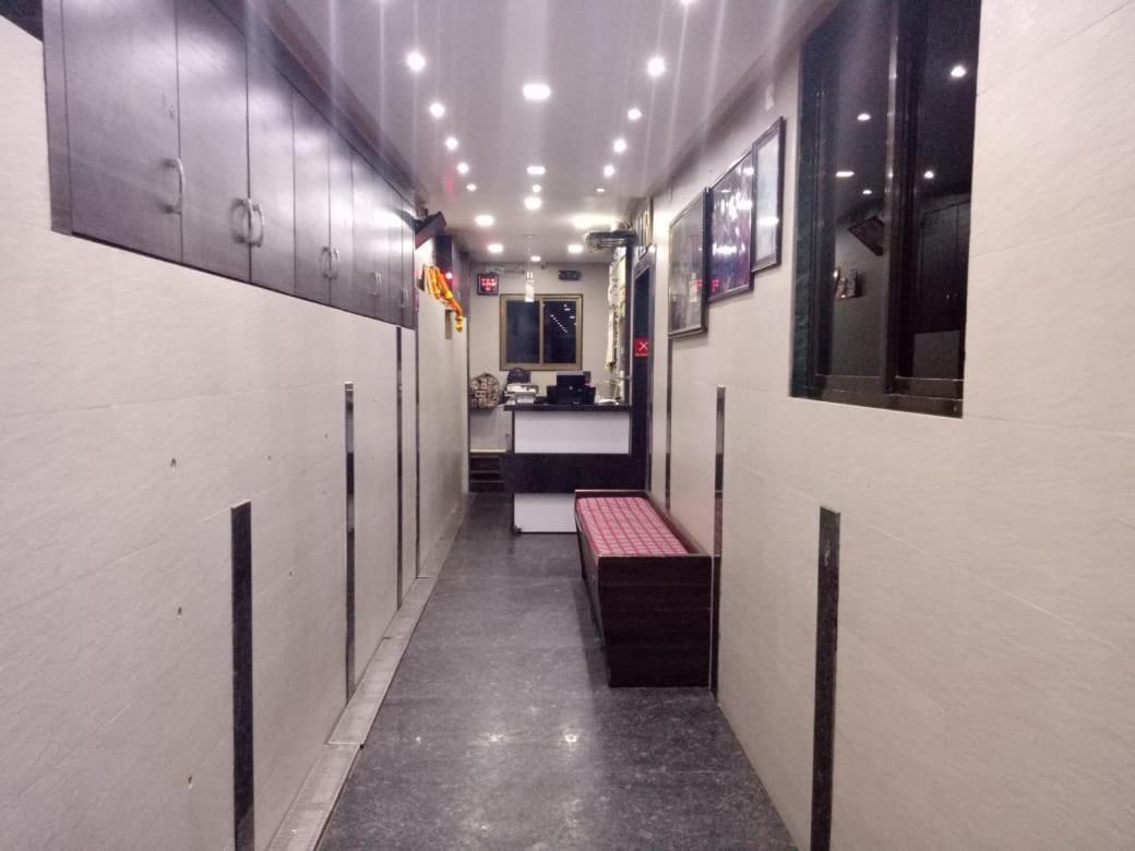 Hotel Sharda Mumbai Exterior photo